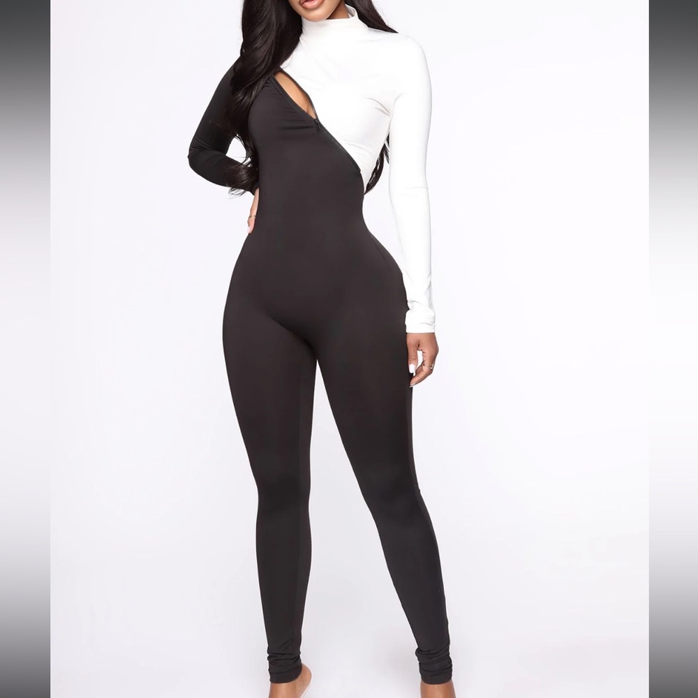 Fashion Nova Black and White Bodysuit